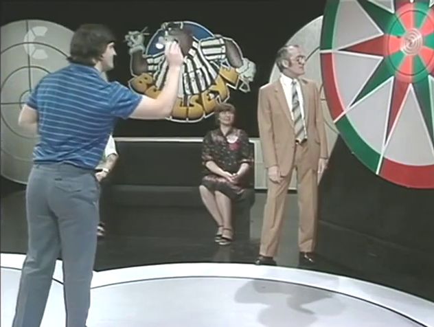Bullseye's order of play board